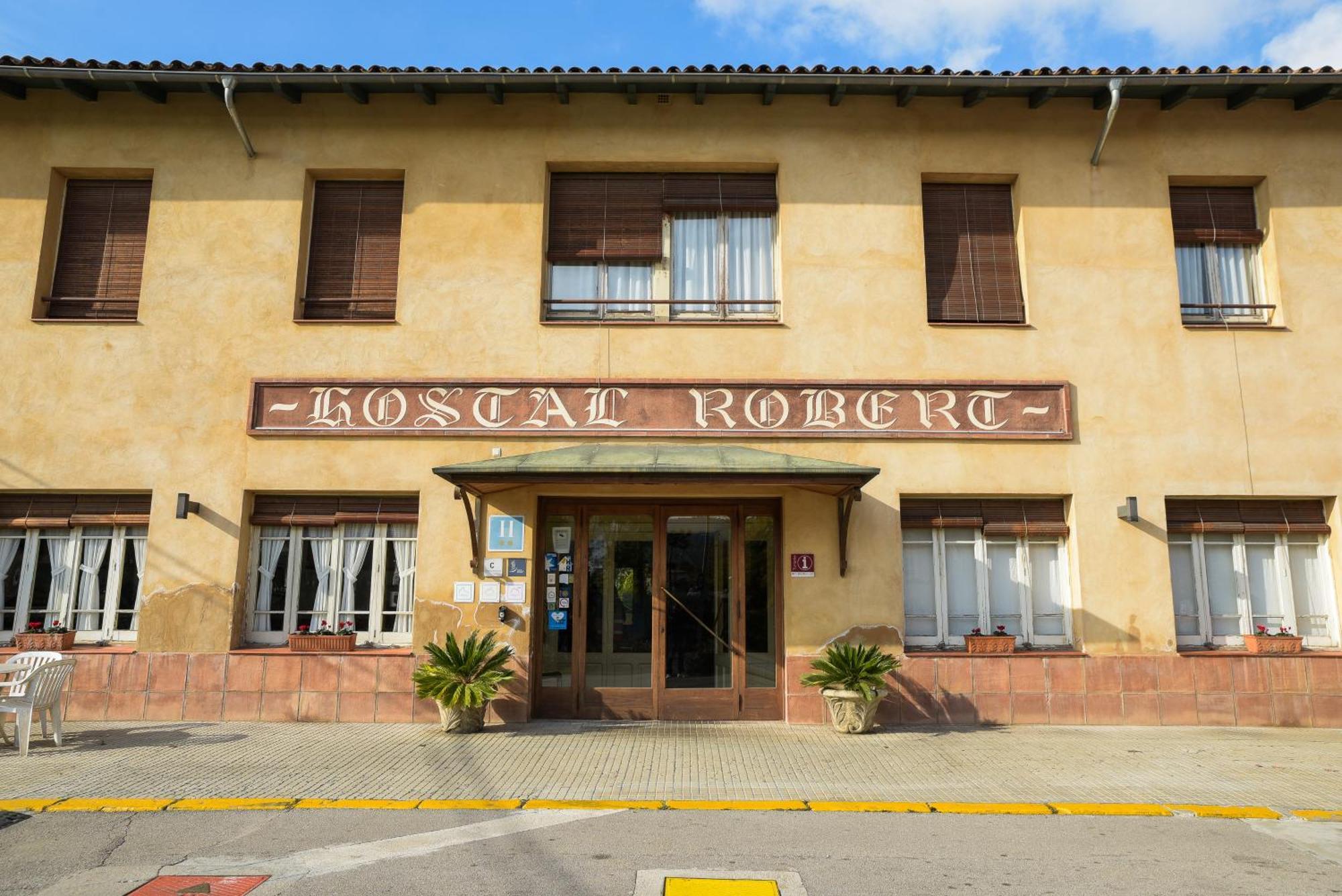 Hotel Robert La Pobla de Claramunt Exterior photo