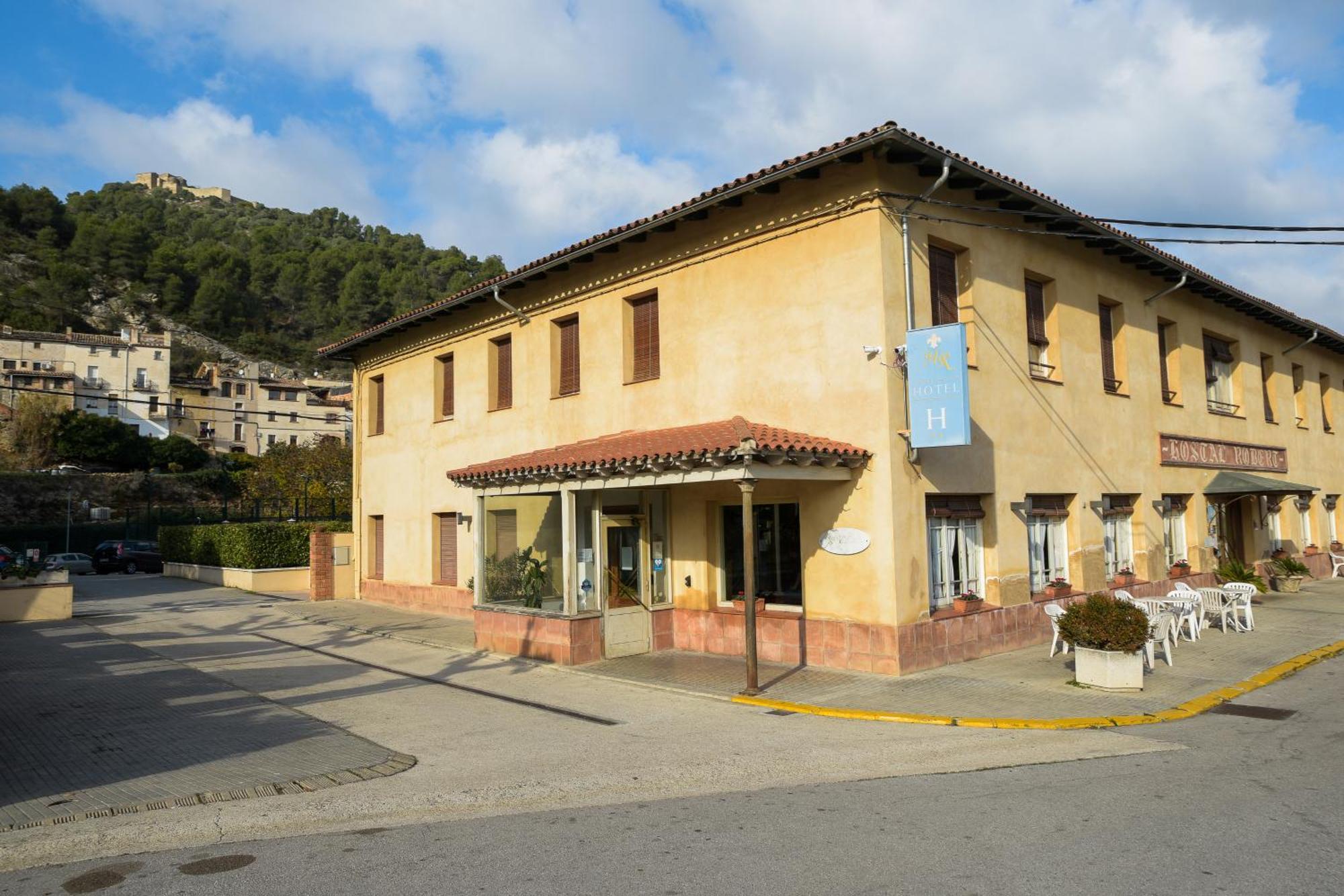 Hotel Robert La Pobla de Claramunt Exterior photo