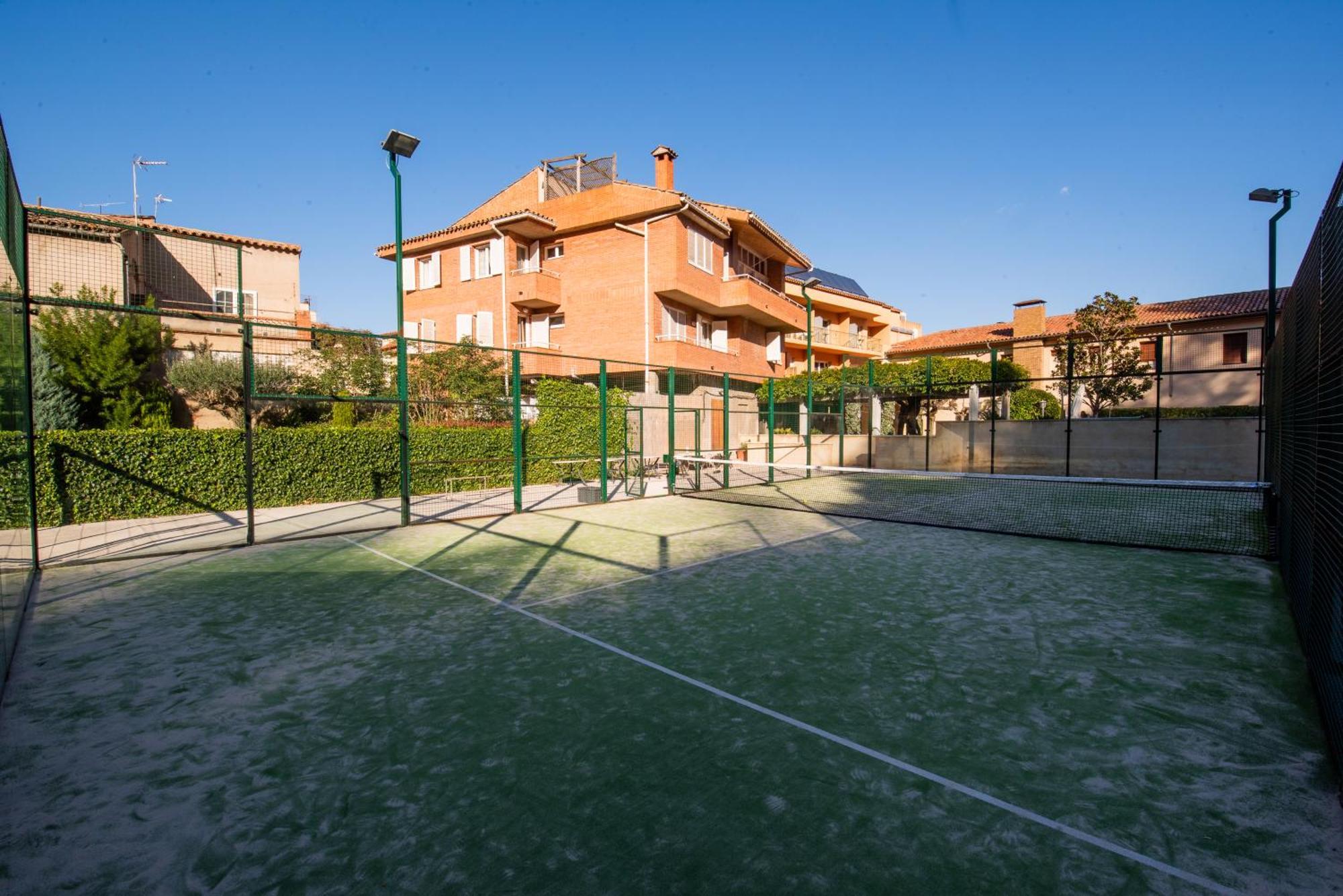 Hotel Robert La Pobla de Claramunt Exterior photo